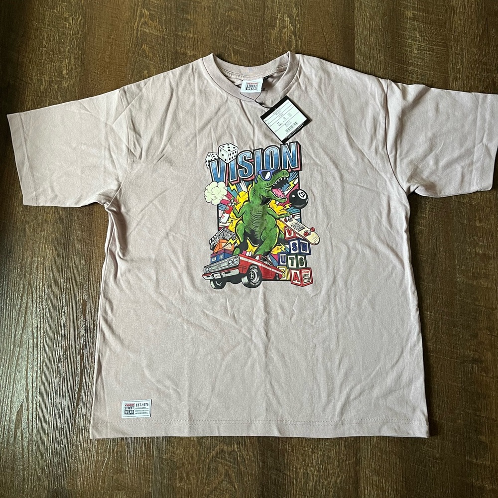 NWT Vision Street wear tshirt